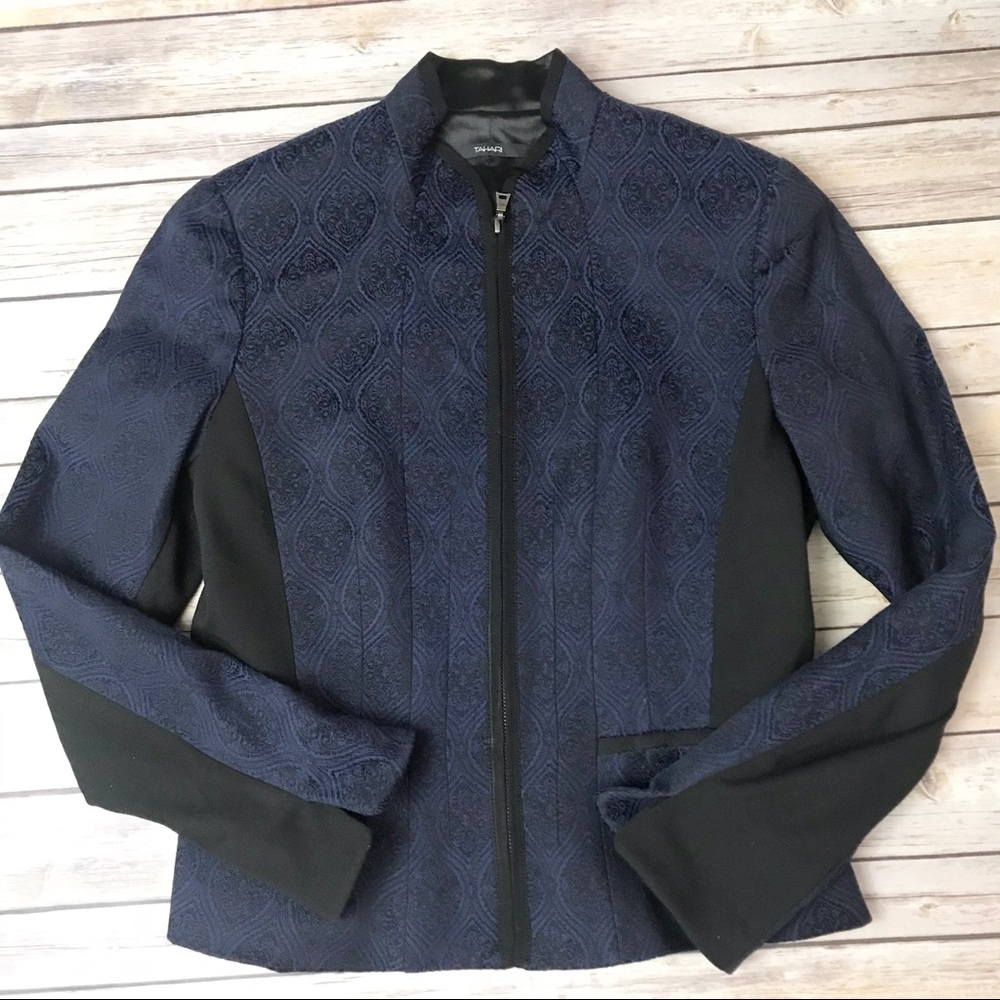 Tahari Notch collar navy and black zip Sz 10